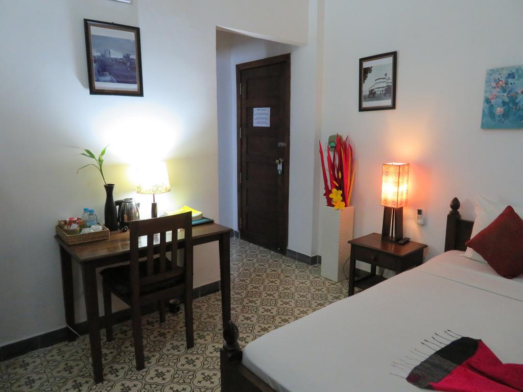 The Little Garden Boutique Hotel Phnom-Penh Buitenkant foto