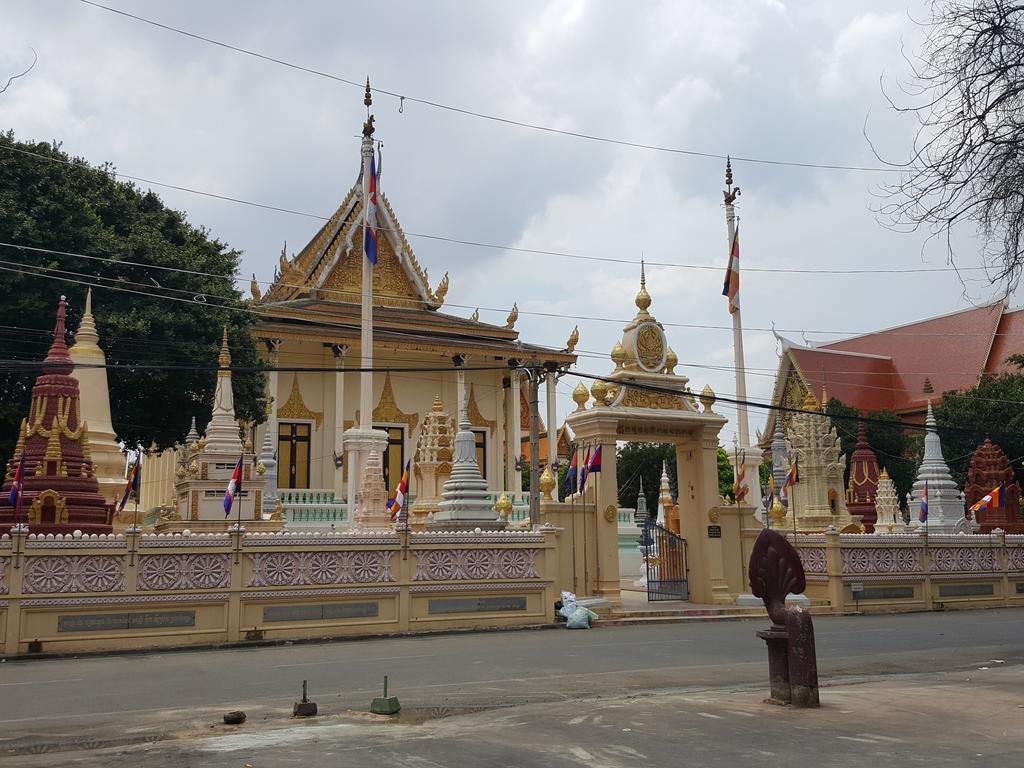 The Little Garden Boutique Hotel Phnom-Penh Buitenkant foto
